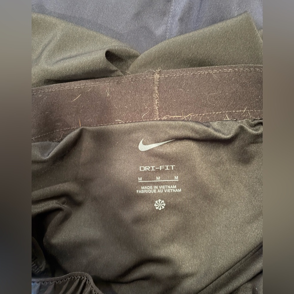 Nike Men's Dri-FIT Challenger Shorts 7”
Selling as a pair! - Picture 5 of 6